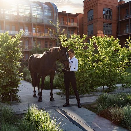 시티 파크 호텔&레지던스 포즈난 외부 사진 The proposed equestrian facilities